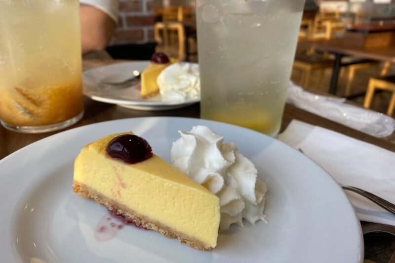 横須賀チェリーチーズケーキ